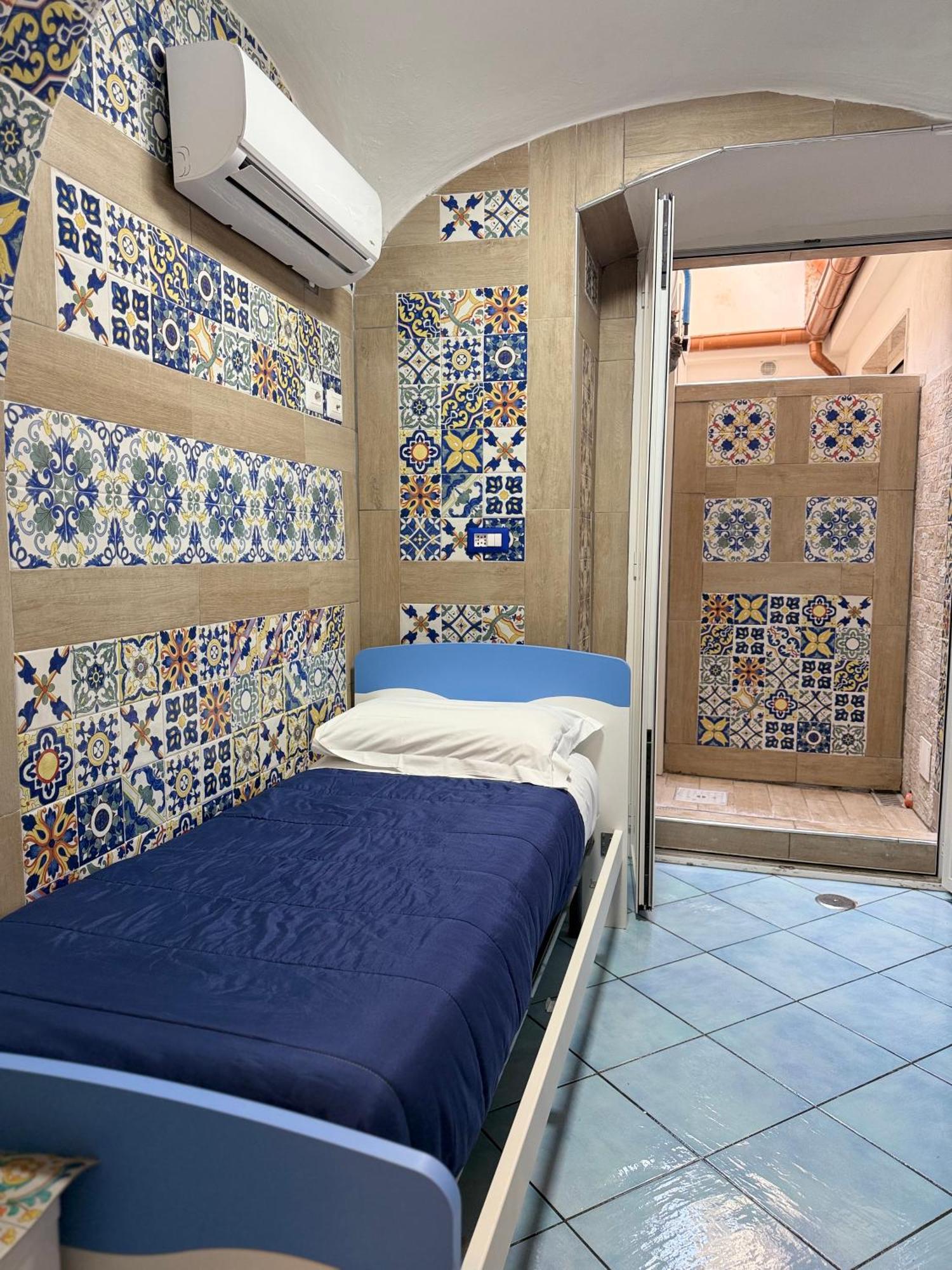 San Nicola Suite & Mini Apartment Sorrent Exterior foto