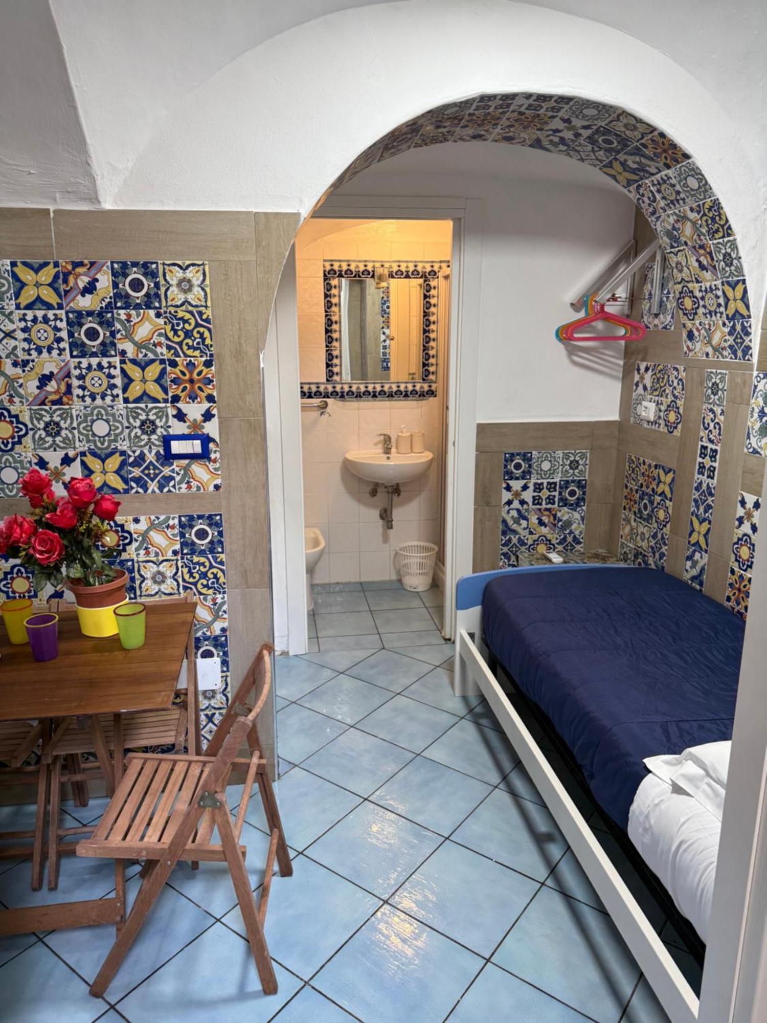 San Nicola Suite & Mini Apartment Sorrent Exterior foto